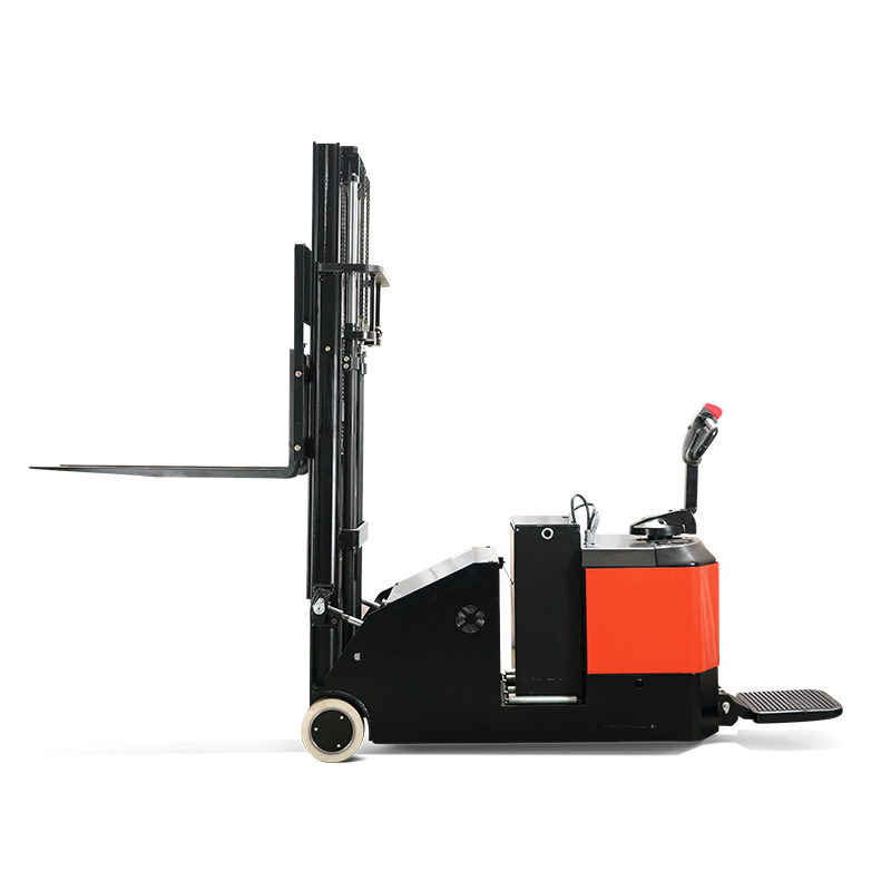 1.2至1.5吨平衡重选配电子转向堆高车